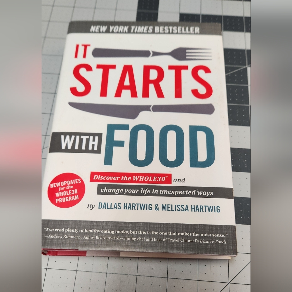 It Starts with Food excellent new condition